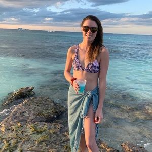 Meet your Posher, Kayla